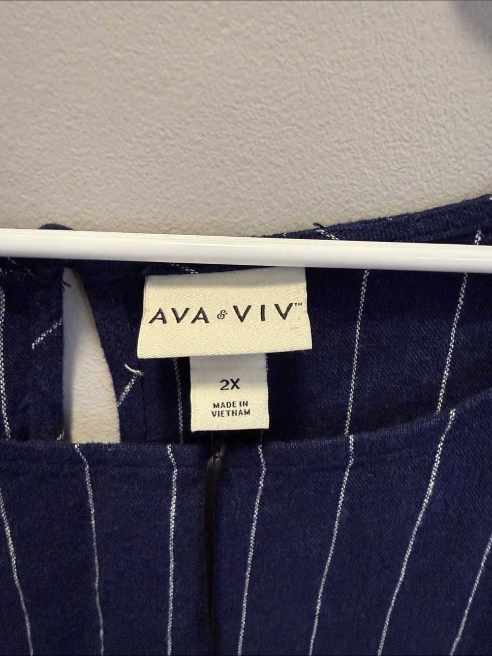 Ava & Viv Navy with White Pinstripe Sleeveless Shift Dress - Picture 2 of 6